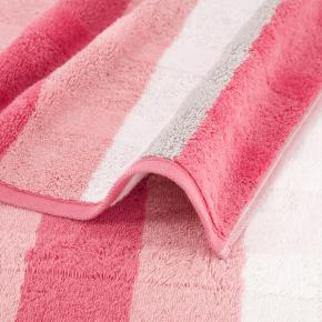 Полотенце в яркую полоску махровое 80х150 Cawo Noblesse Stripe 1087 22 - Розовое