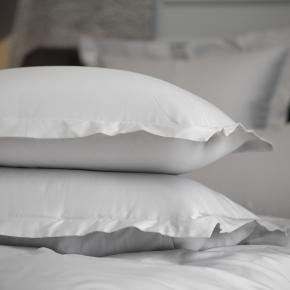 Постельное белье семейное (150х200 - 2 шт; 70х70 - 2 шт; 240х260) Ash Grey Allure Grass - Светло-серый от German Grass