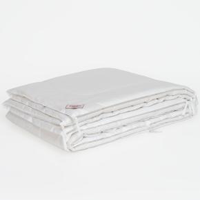 Одеяло с петлями и кнопками 200х220 Alliance Cashmere Grass 100% шерсть - всесезонное Light (880 гр.)