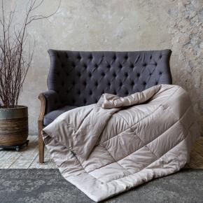 Одеяло из верблюжьей шерсти 240х220 Almond Wool Grass - всесезонное (1580 гр.) от German Grass