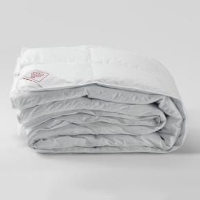 Одеяло пуховое с вставками для терморегуляции  240х220 всесезонное облегченное Light