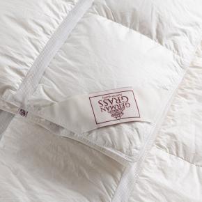 Одеяло пуховое из гусиного пуха 150х200 Royal Balance Grass - всесезонное  Light (250 гр.)