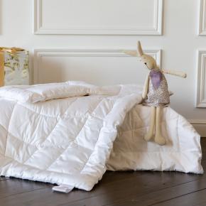 Комплект для ребенка подушка и одеяло шелковые  (40х60 + 100x135) Baby Silk Cocoon 100% шёлк