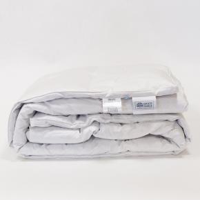 Одеяло с бортиком объемное 155х200 White Family Down 100% пух - теплое (700 гр.) - Фото 1
