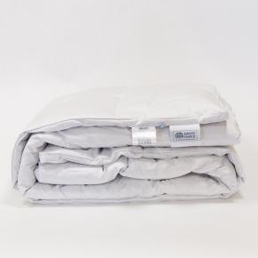 Одеяло с бортиком объемное 200х200 White Family Down 100% пух - теплое (1000 гр.) - Фото 1