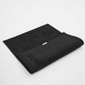 Коврик премиум 60х80 Adour Nero Черный от Claire Batiste Atelier (Клэр Батист Ателье)  стильный дизайнерский коврик