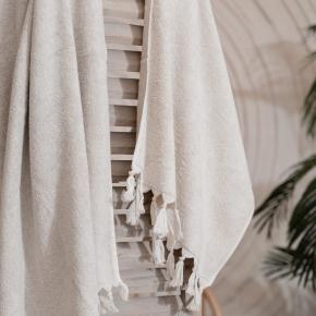 Полотенце турецкое льняное для бани / сауны / хамам с бахромой 100х180 Tierra Linen - Белое