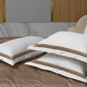 Наволочки с широкой декоративной отделкой (50х70 - 2 шт.) Alpine Caramel Beige Allure Grass - Белый / Карамельно-бежевый детально