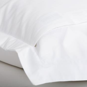 Наволочки макосатин с узким кантом (50х70 - 2 шт.) Alpine Pine Green Allure Grass - Белый / Хвойно-зеленый