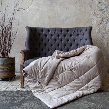 Одеяло из верблюжьей шерсти 200х200 Almond Wool Grass - всесезонное (1200 гр.) от German Grass