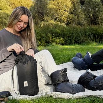 Пуховые тапочки туристические премиум (Сапожки-носочки) 40/45 Comfort Socks Travel Grass - Черные