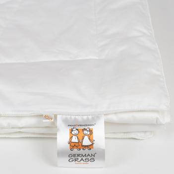 Комплект для ребенка подушка и одеяло (40х60 + 100x150) Baby Silk Cocoon 100% шёлк - детально одеяло стеганое
