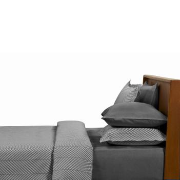 Простыня большая темно-серая хлопок сатин 270х310 Chevron - Антрацит L'appartement